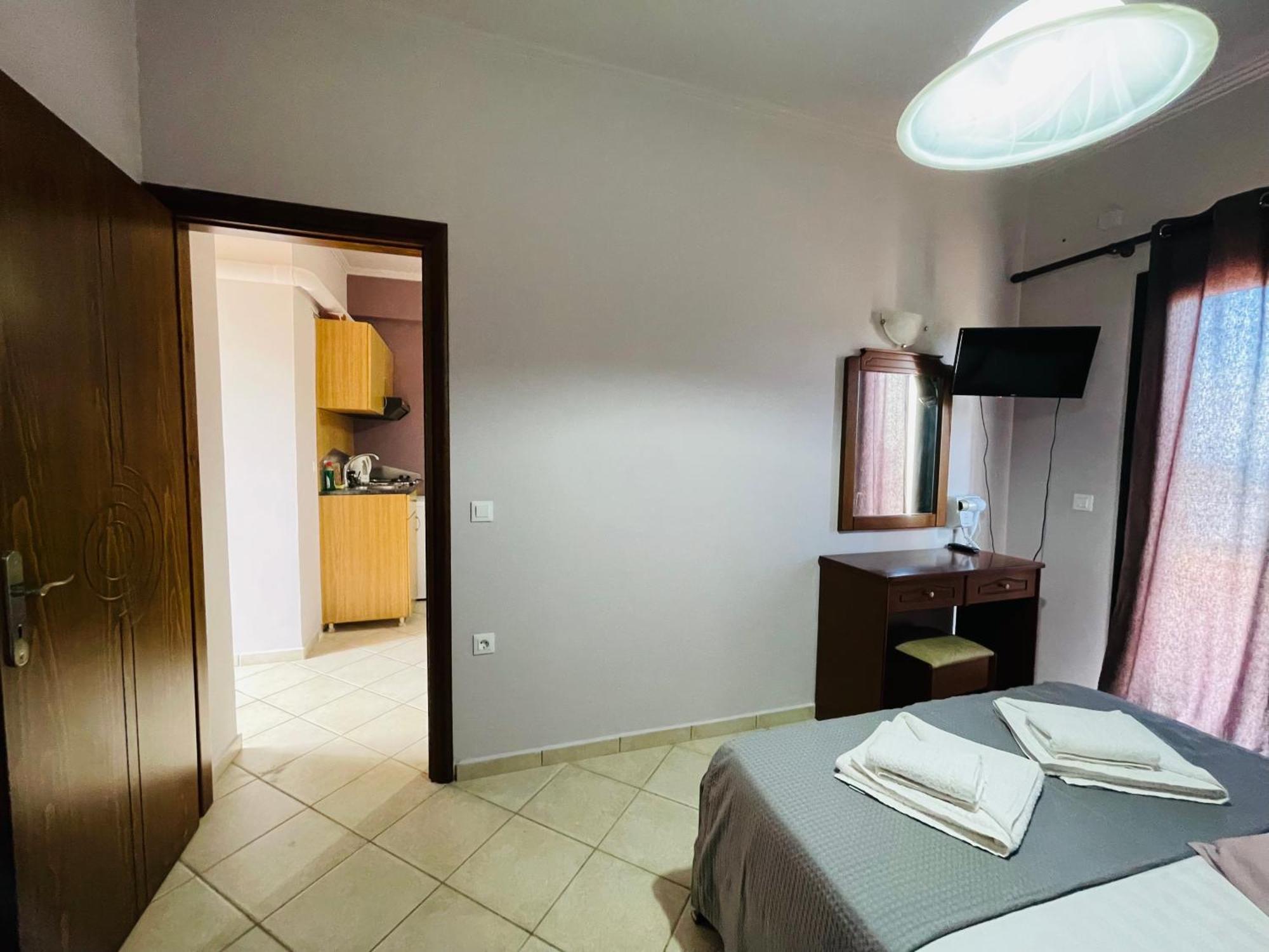 Girogiali Apts Kíssamos Exteriör bild