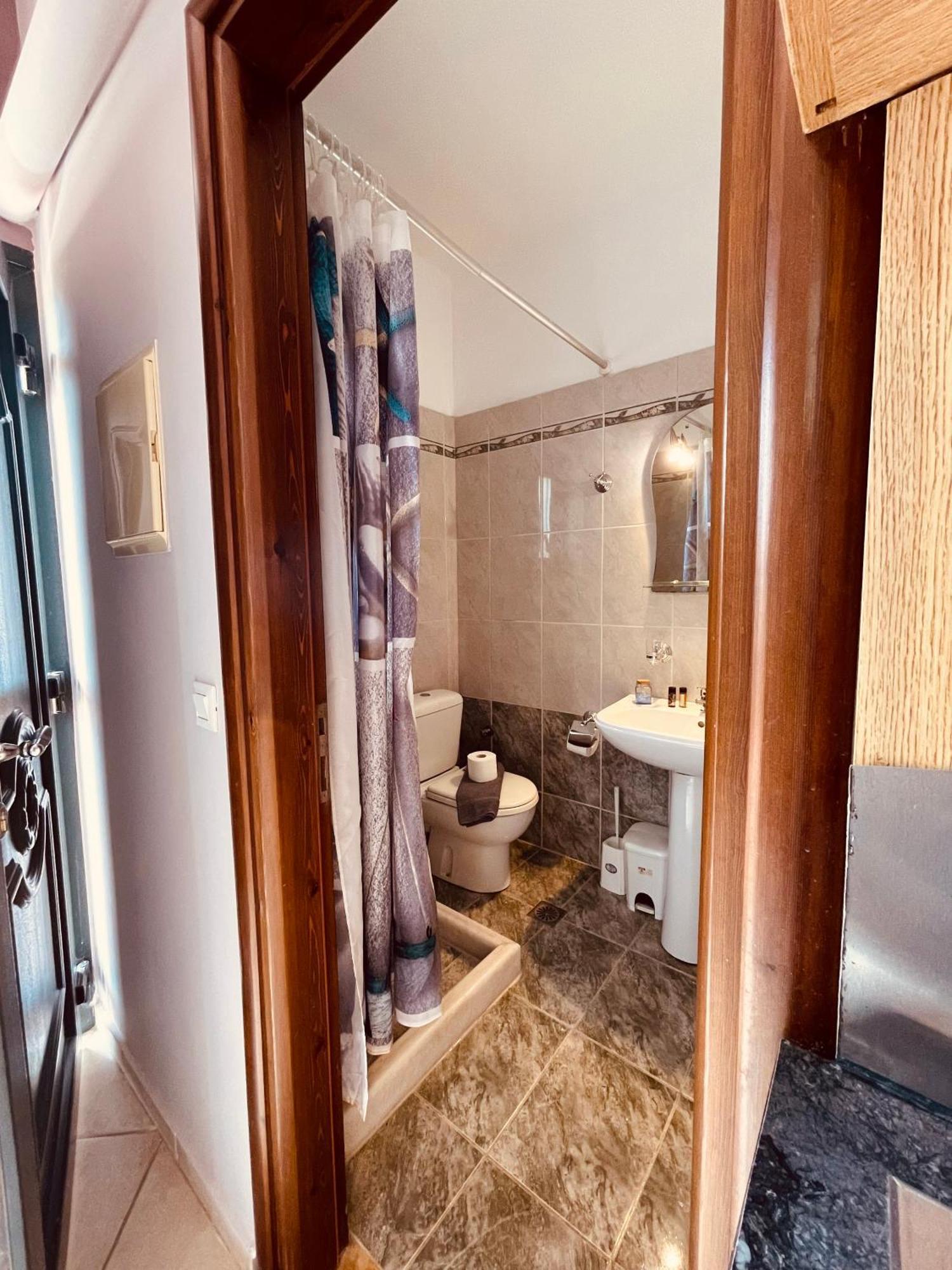 Girogiali Apts Kíssamos Exteriör bild